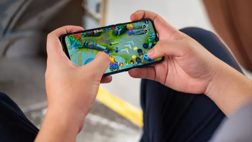 mobile games compatible with controller